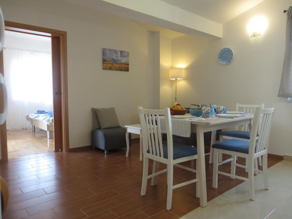 Filipovic Apartments With Pool Biograd Na Moru Ngoại thất bức ảnh