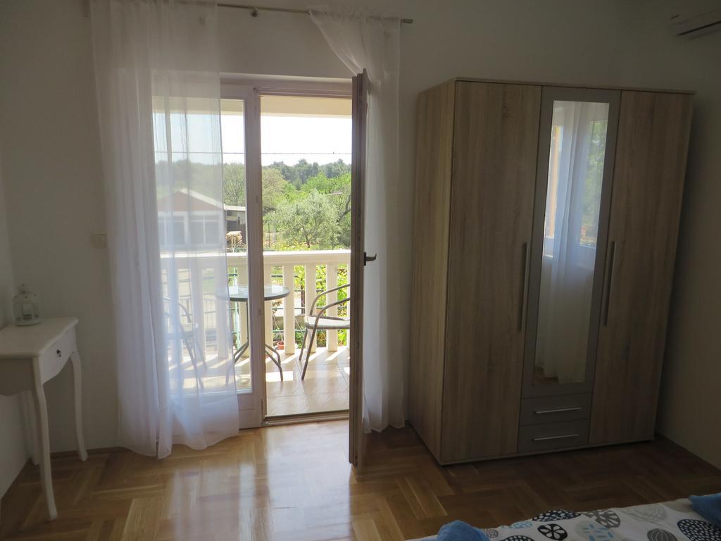 Filipovic Apartments With Pool Biograd Na Moru Ngoại thất bức ảnh