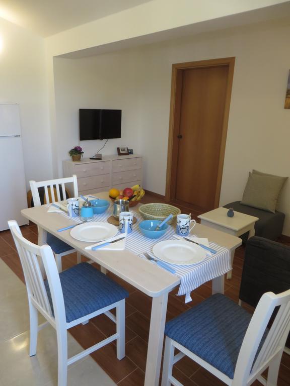 Filipovic Apartments With Pool Biograd Na Moru Ngoại thất bức ảnh