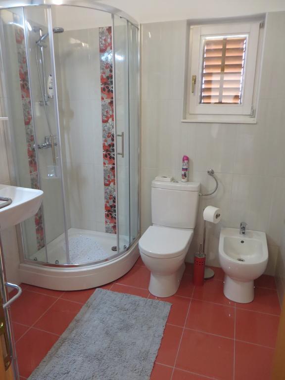 Filipovic Apartments With Pool Biograd Na Moru Ngoại thất bức ảnh